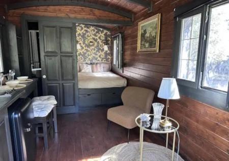 Saint-Rémy-de-Provence Roulotte / Tiny House Dans Les Alpilles酒店 外观 照片